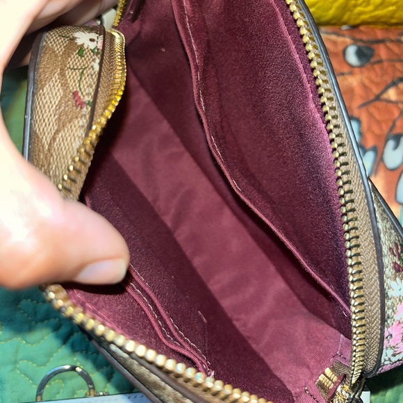 Coach mini camera bag - Picture 2 of 6